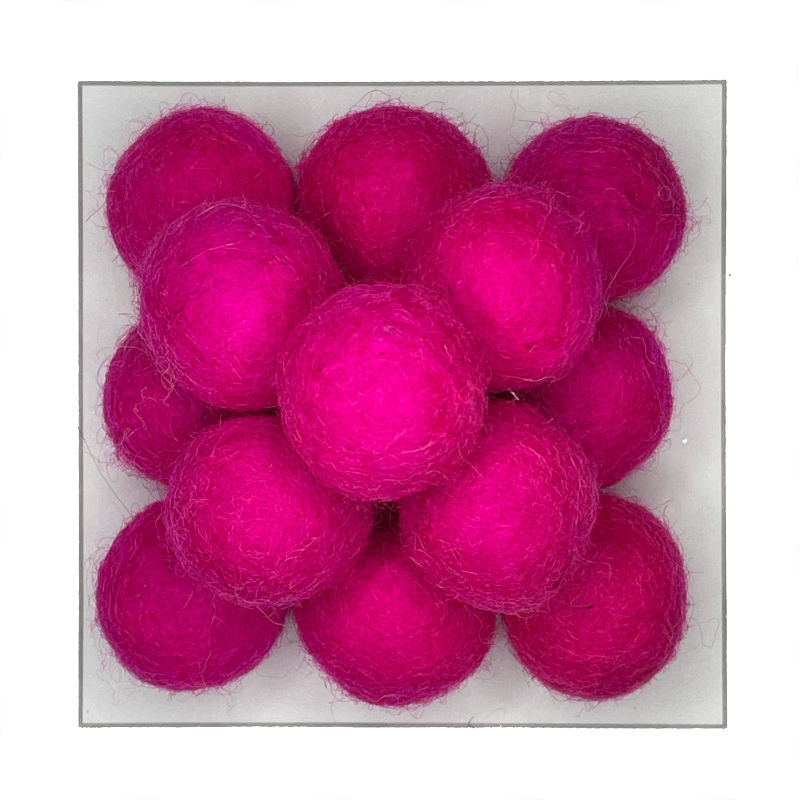 Viltbal-Feltball_FelRoze_20-R-61-W-25