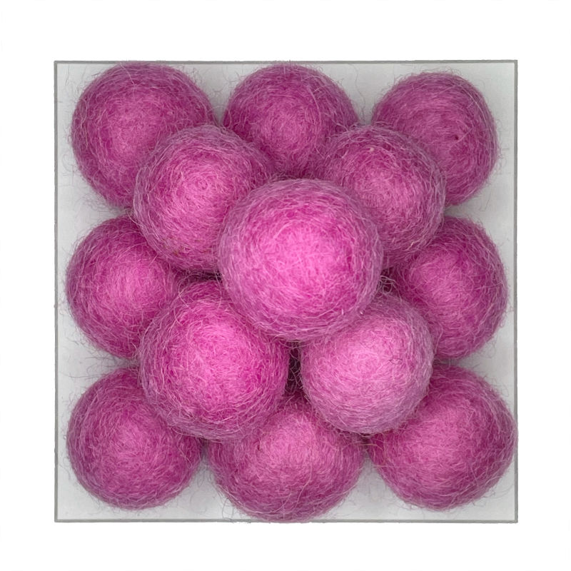 Viltbal-Feltball_Roze_20-R-27-W-21