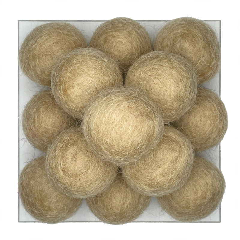 Viltbal-Feltball_Beige_20-R-23-W-70